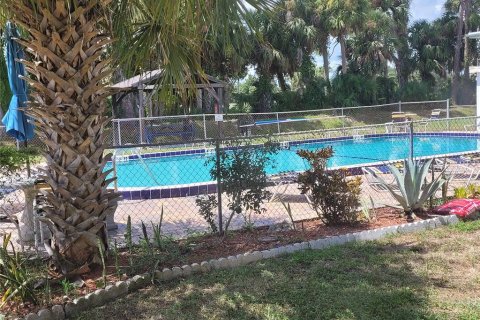 Condominio en venta en Daytona Beach, Florida, 1 dormitorio, 65.96 m2 № 1371757 - foto 11