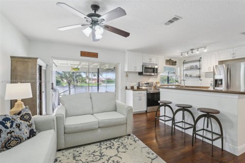 Casa en venta en Davie, Florida, 3 dormitorios, 167.32 m2 № 1348445 - foto 11