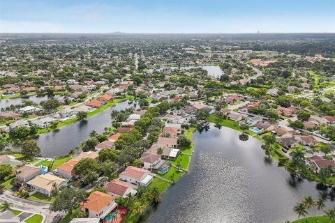 Villa ou maison à vendre à Davie, Floride: 3 chambres, 167.32 m2 № 1348445 - photo 5