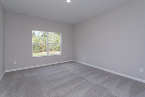 House in DeLand, Florida 4 bedrooms, 180.04 sq.m. № 1170259 - photo 8