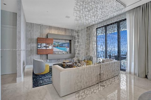 Condominio en venta en Sunny Isles Beach, Florida, 2 dormitorios, 189.71 m2 № 862097 - foto 12