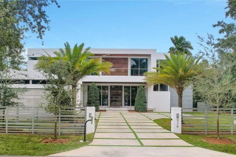 Casa en venta en Pinecrest, Florida, 6 dormitorios, 552.95 m2 № 951808 - foto 1