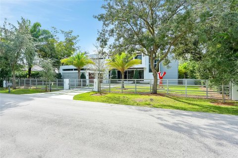 Casa en venta en Pinecrest, Florida, 6 dormitorios, 552.95 m2 № 951808 - foto 4