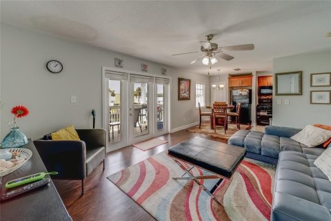 Copropriété à vendre à Saint Petersburg, Floride: 2 chambres, 66.89 m2 № 1350673 - photo 10