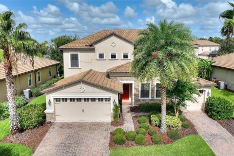 Casa en venta en Davenport, Florida, 6 dormitorios, 369.94 m2 № 1287779 - foto 2