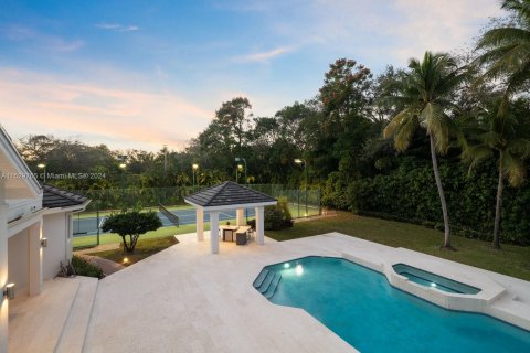 Casa en venta en Pinecrest, Florida, 6 dormitorios, 528.89 m2 № 997709 - foto 12
