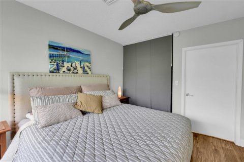 Casa en venta en Fort Lauderdale, Florida, 4 dormitorios, 150.41 m2 № 1099159 - foto 12