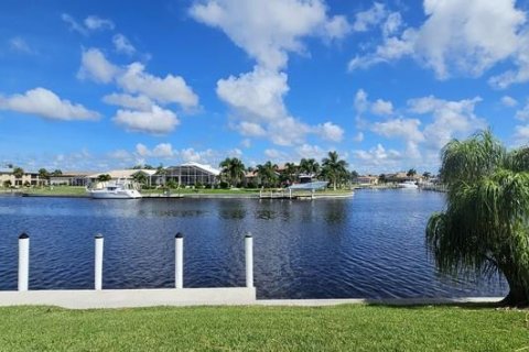 Copropriété à louer à Punta Gorda, Floride: 2 chambres, 96.99 m2 № 1341123 - photo 2