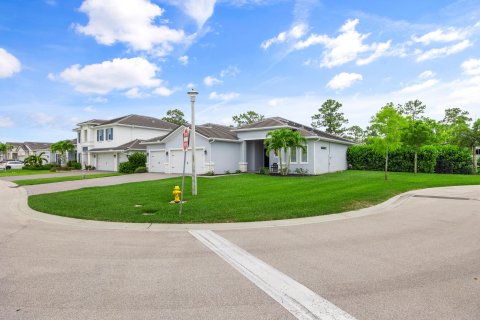 House in Stuart, Florida 3 bedrooms, 260.13 sq.m. № 1180106 - photo 15