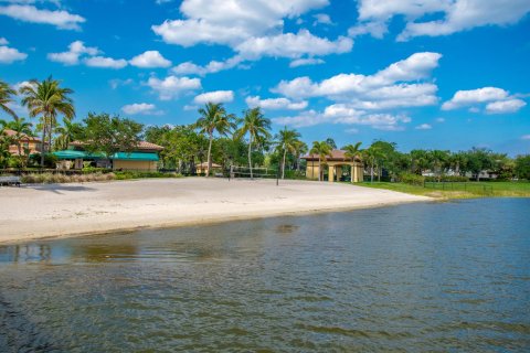 Villa ou maison à vendre à Palm Beach Gardens, Floride: 3 chambres, 229.93 m2 № 1100347 - photo 2