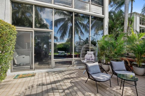 Touwnhouse à vendre à Fort Lauderdale, Floride: 2 chambres, 150.97 m2 № 1100383 - photo 6