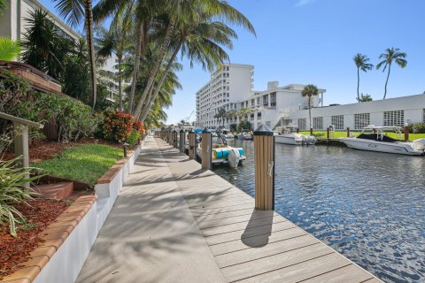 Touwnhouse à vendre à Fort Lauderdale, Floride: 2 chambres, 150.97 m2 № 1100383 - photo 3