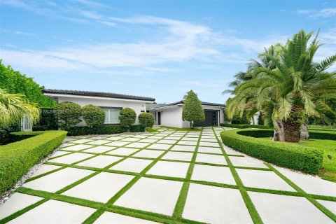 Villa ou maison à vendre à North Miami Beach, Floride: 4 chambres, 261.15 m2 № 1291730 - photo 3