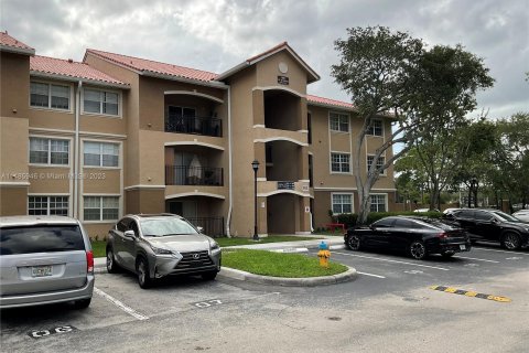 Condominio en venta en Pembroke Pines, Florida, 2 dormitorios, 104.98 m2 № 837228 - foto 3