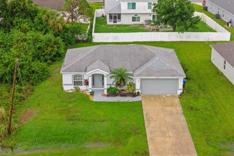 Villa ou maison à vendre à North Port, Floride: 3 chambres, 130.43 m2 № 1276874 - photo 1