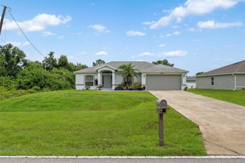 Villa ou maison à vendre à North Port, Floride: 3 chambres, 130.43 m2 № 1276874 - photo 5