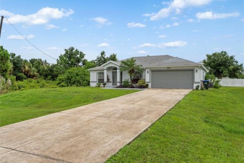 Villa ou maison à vendre à North Port, Floride: 3 chambres, 130.43 m2 № 1276874 - photo 6