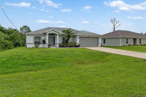 Villa ou maison à vendre à North Port, Floride: 3 chambres, 130.43 m2 № 1276874 - photo 4