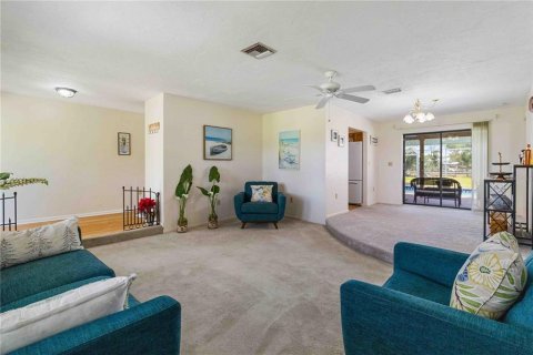 Villa ou maison à vendre à Punta Gorda, Floride: 3 chambres, 194.17 m2 № 1133603 - photo 6