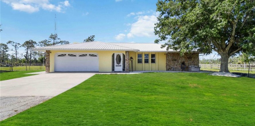 Villa ou maison à Punta Gorda, Floride 3 chambres, 194.17 m2 № 1133603