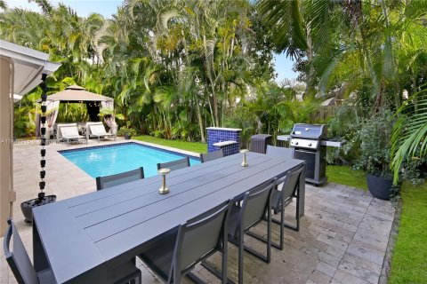 Villa ou maison à vendre à Wilton Manors, Floride: 3 chambres, 124.86 m2 № 821772 - photo 6