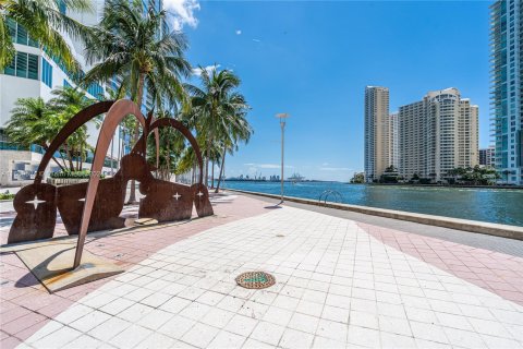 Condominio en venta en Miami, Florida, 2 dormitorios, 93.46 m2 № 1386265 - foto 27