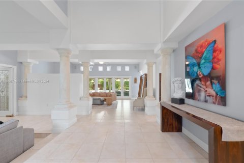 Casa en venta en Palmetto Bay, Florida, 5 dormitorios, 329.8 m2 № 1385787 - foto 12