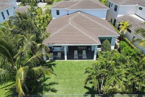 Villa ou maison à vendre à Palm Beach Gardens, Floride: 5 chambres, 336.58 m2 № 1183780 - photo 13