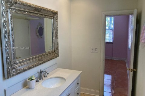 Condo in Miami Beach, Florida, 1 bedroom  № 739752 - photo 7