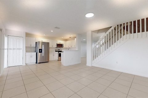 Touwnhouse à vendre à Doral, Floride: 3 chambres, 161.93 m2 № 1294864 - photo 18