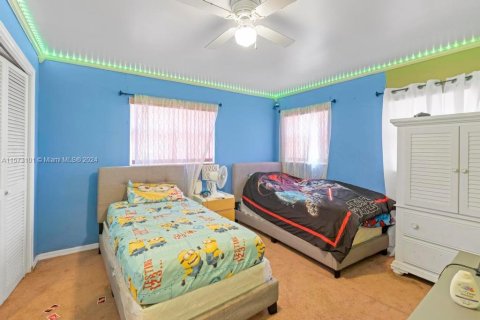 Villa ou maison à vendre à Lauderhill, Floride: 2 chambres, 139.54 m2 № 1134856 - photo 15