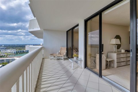 Copropriété à vendre à Aventura, Floride: 3 chambres, 157.56 m2 № 1011758 - photo 12