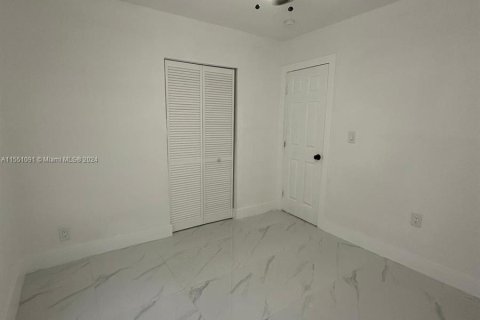 Villa ou maison à vendre à Fort Lauderdale, Floride: 2 chambres, 69.12 m2 № 1145389 - photo 19