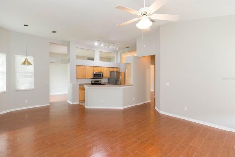 Casa en venta en Wesley Chapel, Florida, 4 dormitorios, 203.73 m2 № 1389052 - foto 15