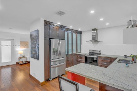 Villa ou maison à vendre à Miami Shores, Floride: 3 chambres, 183.48 m2 № 1006734 - photo 11