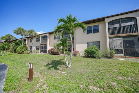 Copropriété à vendre à Punta Gorda, Floride: 2 chambres, 116.87 m2 № 1263272 - photo 25