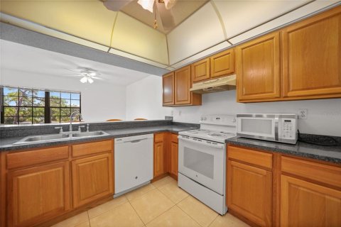 Copropriété à vendre à Punta Gorda, Floride: 2 chambres, 116.87 m2 № 1263272 - photo 10