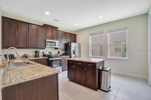 Villa ou maison à vendre à Kissimmee, Floride: 6 chambres, 308.16 m2 № 1298128 - photo 10