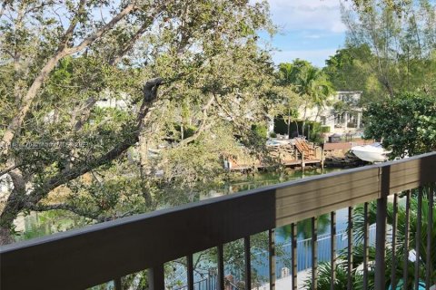 Condominio en venta en Coral Gables, Florida, 2 dormitorios, 94.67 m2 № 862387 - foto 20