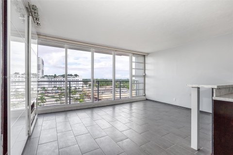 Copropriété à vendre à Hollywood, Floride: 44.04 m2 № 1394330 - photo 7