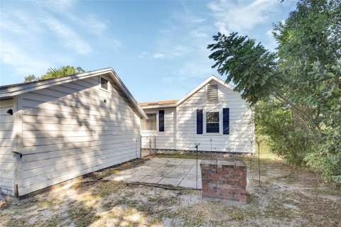 Villa ou maison à vendre à DeLand, Floride: 2 chambres, 134.24 m2 № 1407881 - photo 25