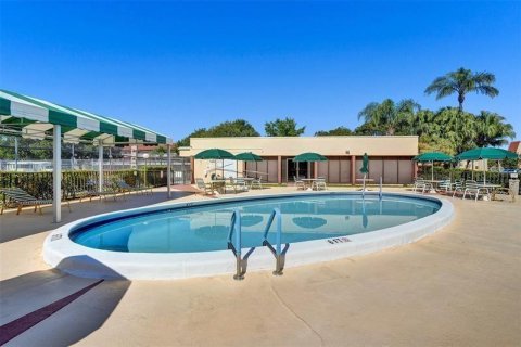 Copropriété à vendre à Sunrise, Floride: 2 chambres, 78.97 m2 № 1175206 - photo 15