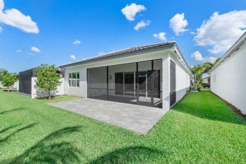 House in Boynton Beach, Florida 2 bedrooms, 165.64 sq.m. № 1094036 - photo 15
