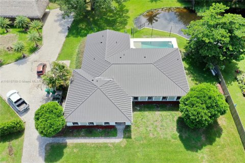 Villa ou maison à vendre à Davie, Floride: 4 chambres, 221.29 m2 № 1238231 - photo 4