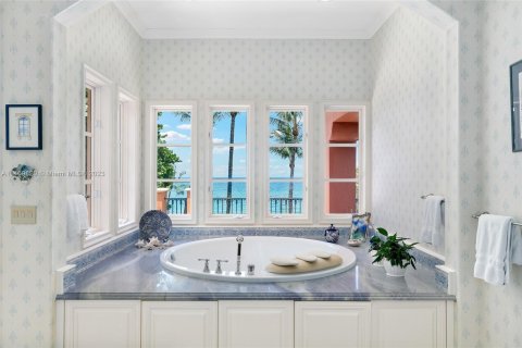 Villa ou maison à vendre à Hillsboro Beach, Floride: 6 chambres, 887.4 m2 № 782879 - photo 30
