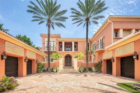 Villa ou maison à vendre à Hillsboro Beach, Floride: 6 chambres, 887.4 m2 № 782879 - photo 17