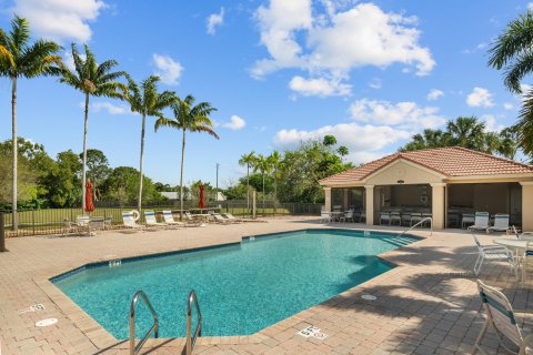 Villa ou maison à vendre à Stuart, Floride: 3 chambres, 165.18 m2 № 1094083 - photo 2