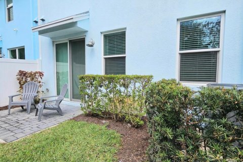 Townhouse in West Palm Beach, Florida 3 bedrooms, 172.8 sq.m. № 1161762 - photo 2