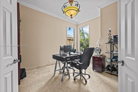 Villa ou maison à vendre à Miramar, Floride: 5 chambres, 333.61 m2 № 1081305 - photo 15