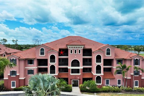 Condo in Punta Gorda, Florida, 3 bedrooms  № 535085 - photo 2